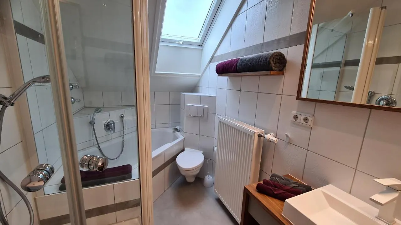 Apartment Bunter Hirsch Ferienwohnung Im Garmischer Zentrum